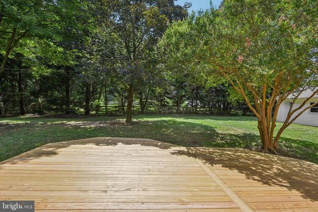 12761 ROCKWOOD LN, Woodbridge, VA 22192