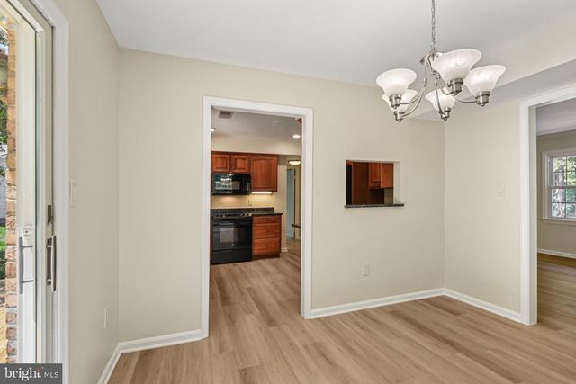 12761 ROCKWOOD LN, Woodbridge, VA 22192