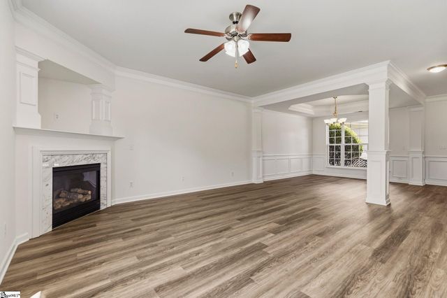 8 Carilon Court, Simpsonville, SC 29681
