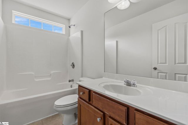 8 Carilon Court, Simpsonville, SC 29681