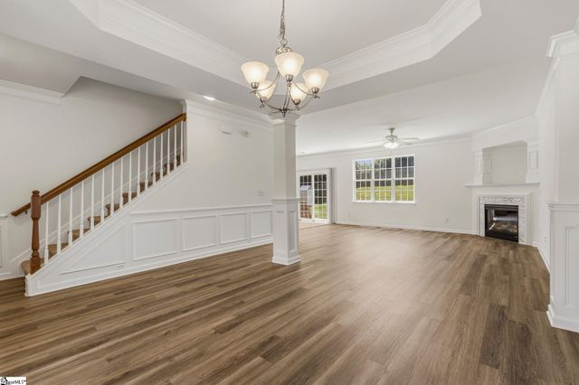 8 Carilon Court, Simpsonville, SC 29681