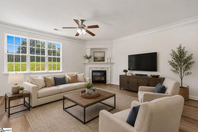 8 Carilon Court, Simpsonville, SC 29681