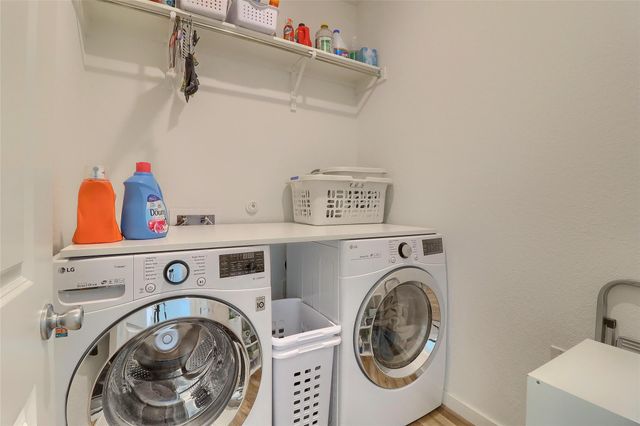 11609 American Mustang LOOP, Manor, TX 78653