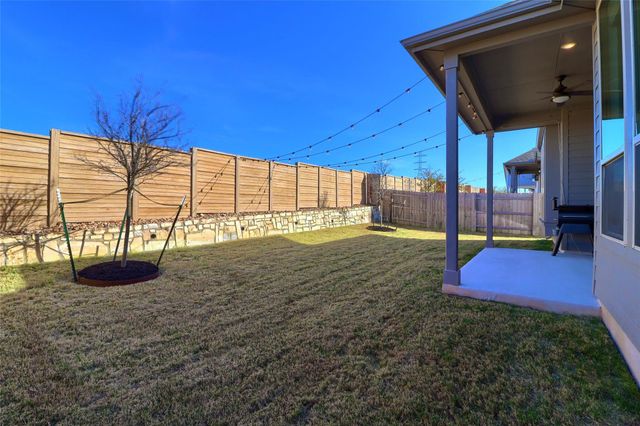 11609 American Mustang LOOP, Manor, TX 78653