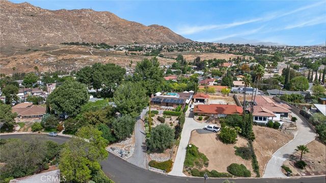 11543 Tulane Avenue, Riverside, CA 92507