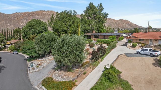 11543 Tulane Avenue, Riverside, CA 92507