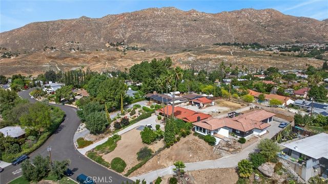 11543 Tulane Avenue, Riverside, CA 92507