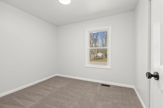 18505 E 5th Street N, Independence, MO 64056