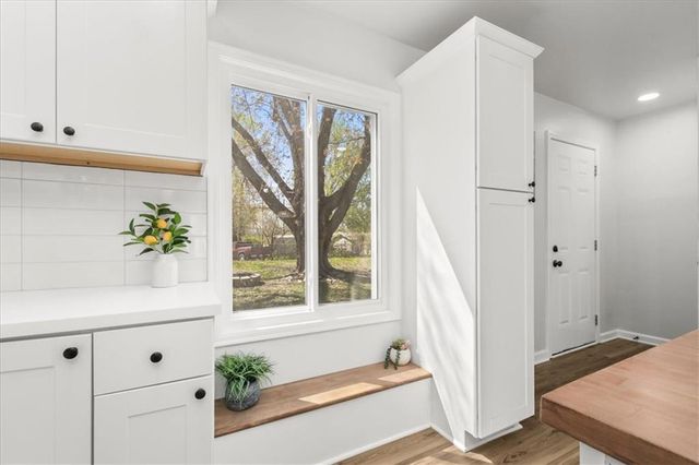 18505 E 5th Street N, Independence, MO 64056