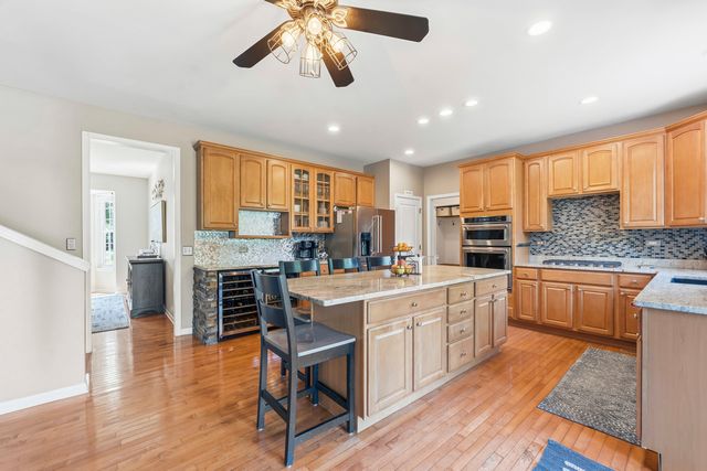 531 Brookside Avenue, Algonquin, IL 60102