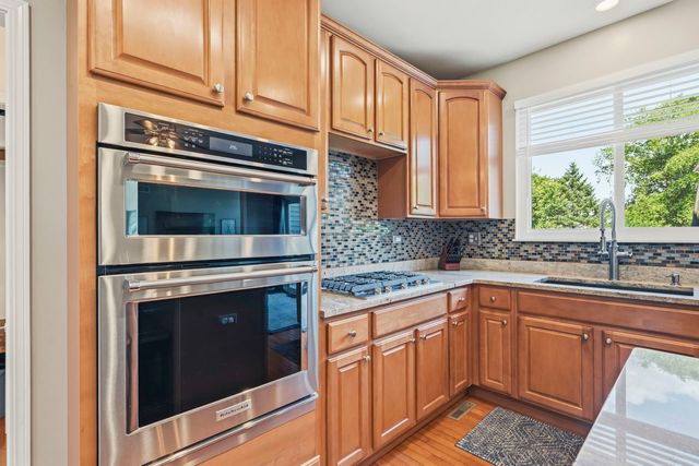 531 Brookside Avenue, Algonquin, IL 60102