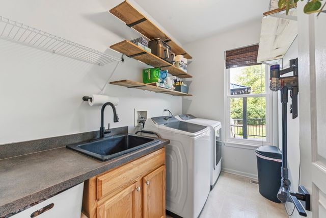 531 Brookside Avenue, Algonquin, IL 60102