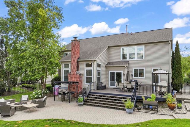 531 Brookside Avenue, Algonquin, IL 60102