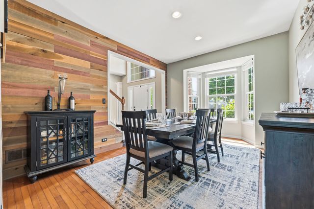531 Brookside Avenue, Algonquin, IL 60102