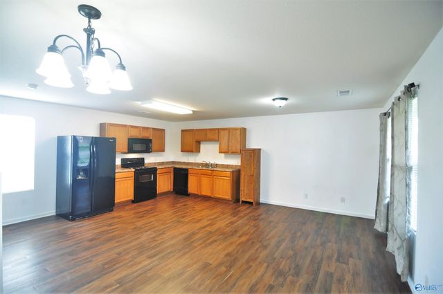 29934 Glenrose Way, Harvest, AL 35749