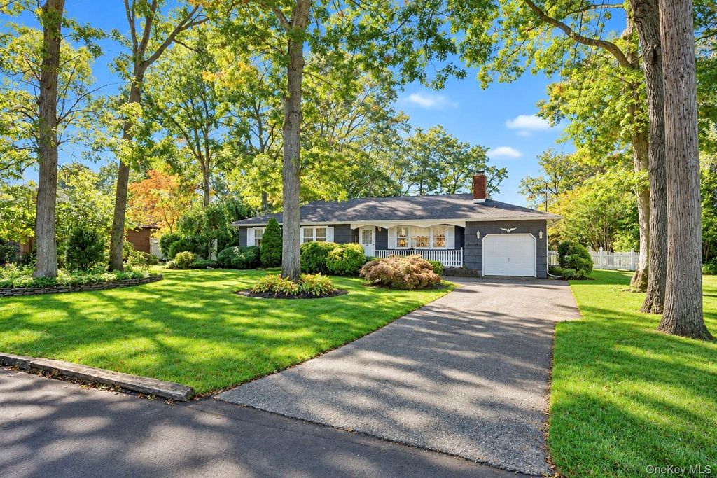 2306 Pine Avenue, Ronkonkoma, NY 11779 — photo 5