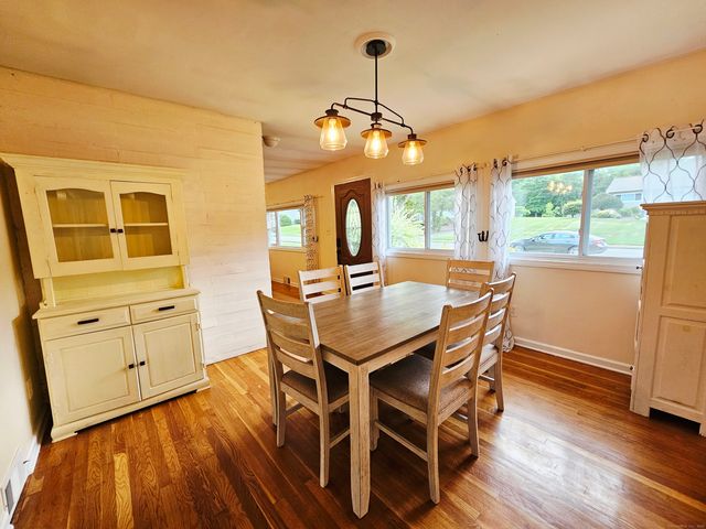 161 Laurel Terrace, Cheshire, CT 06410