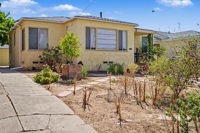 3239 N Mountain View, San Diego, CA 92116