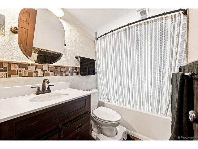 4204 W Roanoke Pl, Denver, CO 80236