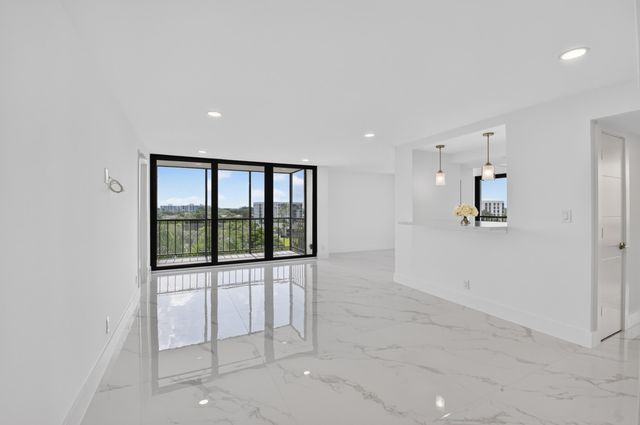 7835 Lakeside Boulevard 972, Boca Raton, FL 33434