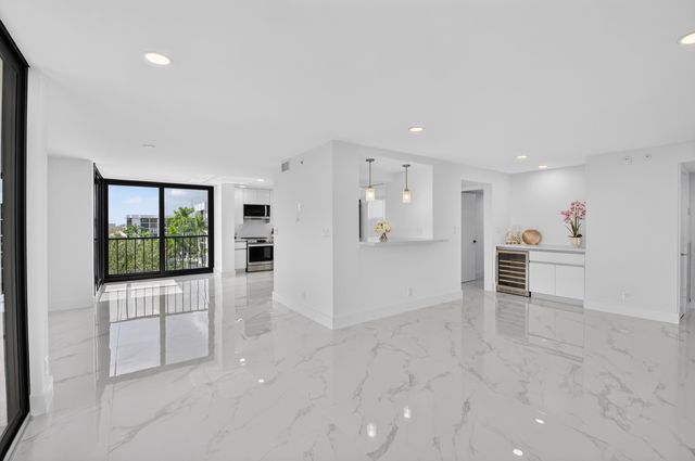 7835 Lakeside Boulevard 972, Boca Raton, FL 33434