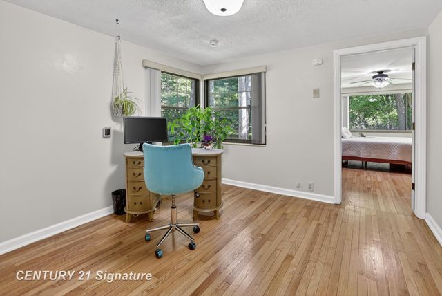 1820 Lawrence Drive, Midland, MI 48640