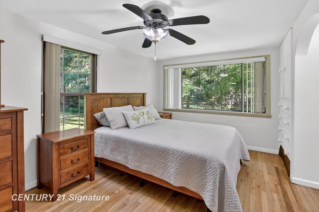 1820 Lawrence Drive, Midland, MI 48640