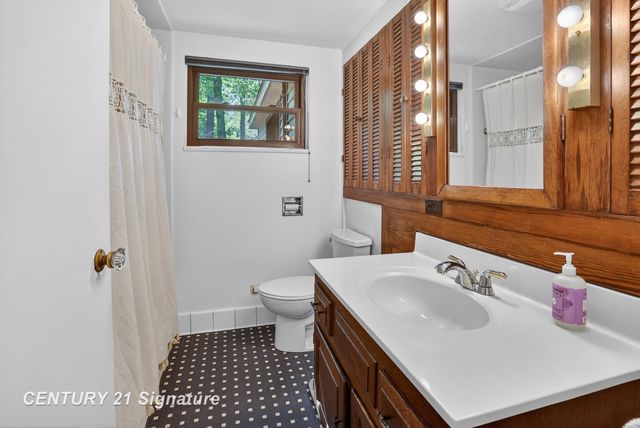 1820 Lawrence Drive, Midland, MI 48640