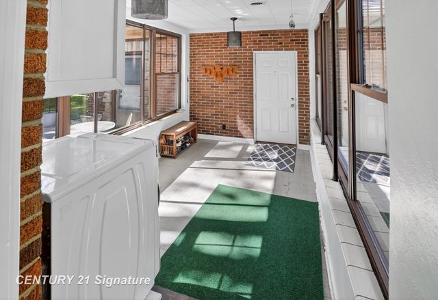 1820 Lawrence Drive, Midland, MI 48640