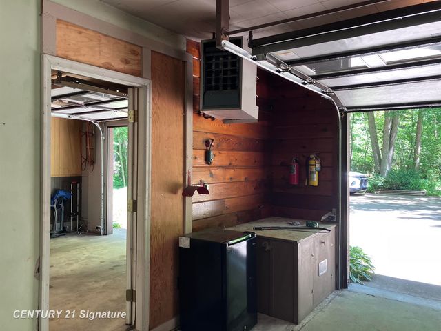 1820 Lawrence Drive, Midland, MI 48640