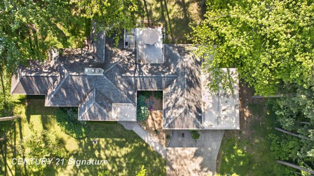 1820 Lawrence Drive, Midland, MI 48640