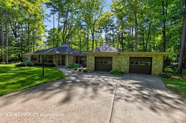 1820 Lawrence Drive, Midland, MI 48640