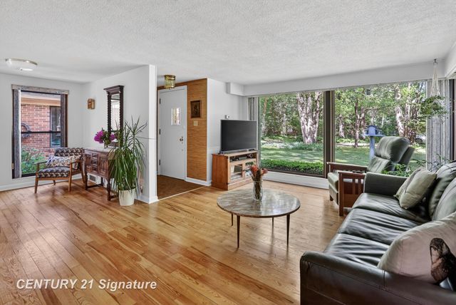 1820 Lawrence Drive, Midland, MI 48640