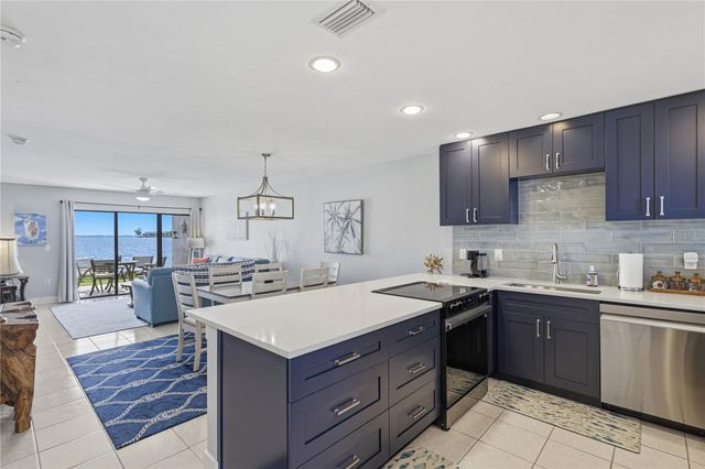 1801 GULF DRIVE N 142, Bradenton Beach, FL 34217