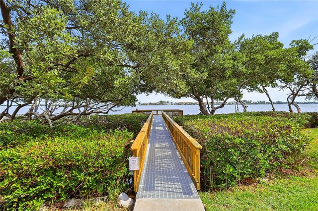 1801 GULF DRIVE N 142, Bradenton Beach, FL 34217