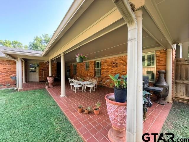 926 Circle Dr., Jacksonville, TX 75766