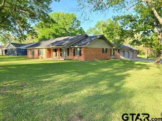 926 Circle Dr., Jacksonville, TX 75766