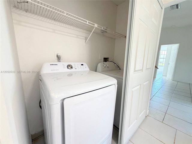 9850 W Heather Ln, Miramar, FL 33025