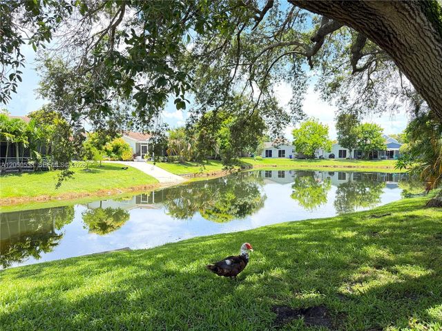9850 W Heather Ln, Miramar, FL 33025