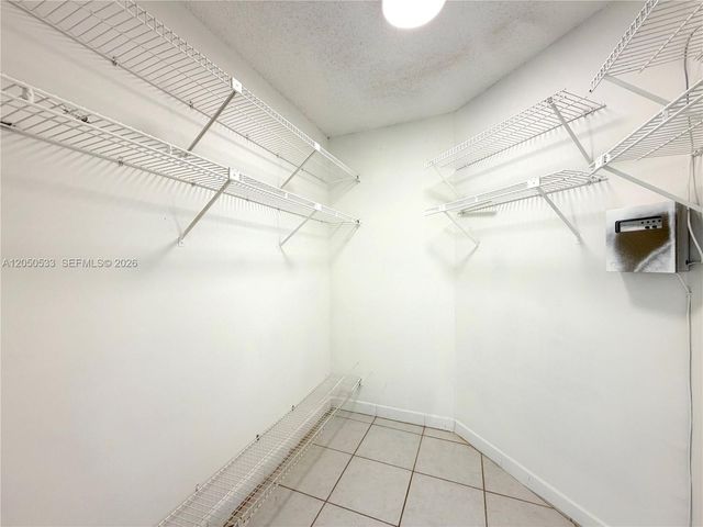 9850 W Heather Ln, Miramar, FL 33025