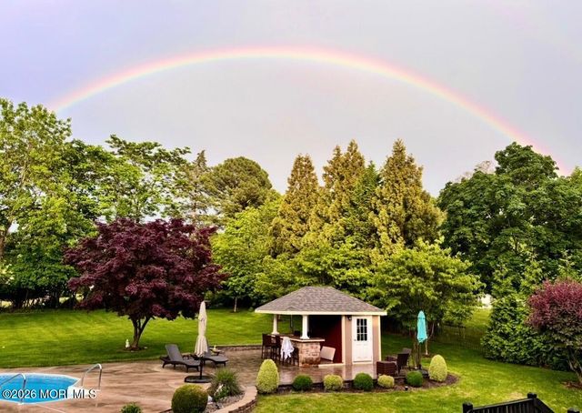 49 Farm Road, Middletown, NJ 07748