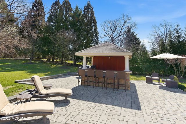 49 Farm Road, Middletown, NJ 07748