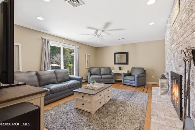 49 Farm Road, Middletown, NJ 07748