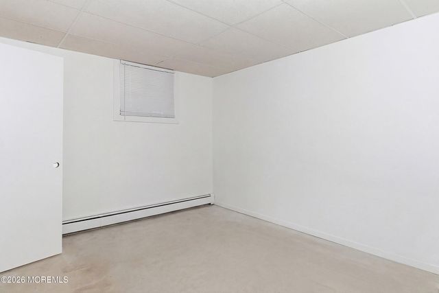 49 Farm Road, Middletown, NJ 07748