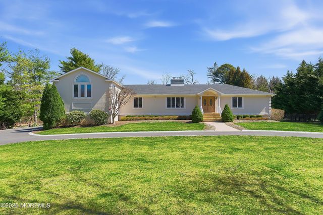 49 Farm Road, Middletown, NJ 07748