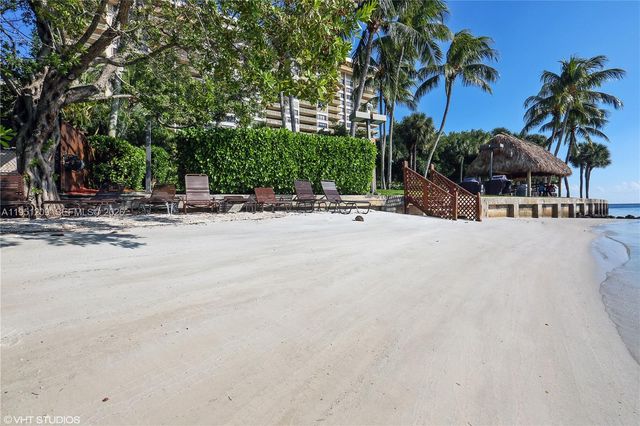 1 Grove Isle Dr A303, Miami, FL 33133