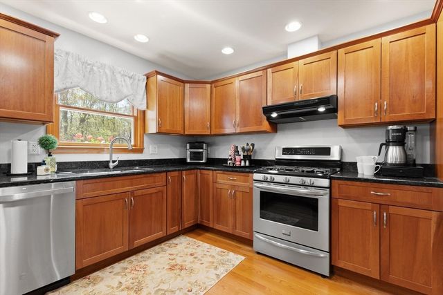 44 Pitman Drive, Reading, MA 01867