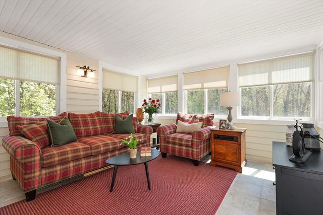 44 Pitman Drive, Reading, MA 01867