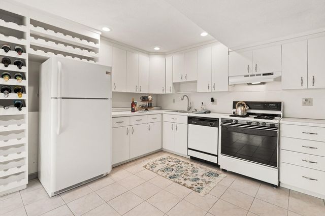 44 Pitman Drive, Reading, MA 01867