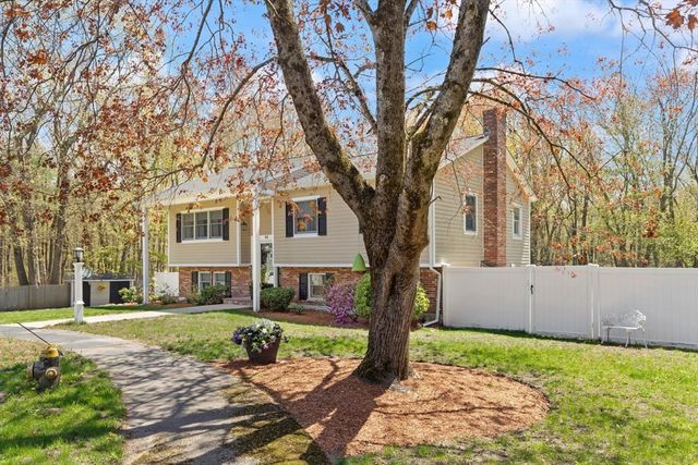 44 Pitman Drive, Reading, MA 01867